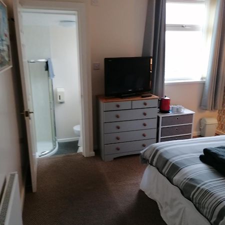 The Kirkview Bed & Breakfast Blackpool Bagian luar foto